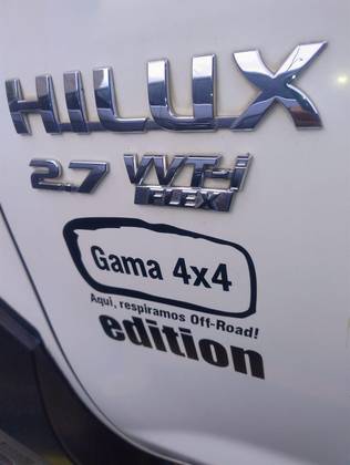 TOYOTA HILUX 2.7 SRV 4X4 CD 16V FLEX 4P AUTOMÁTICO
